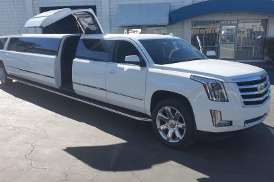 Why You Need the Best Jet Door Limo in New Jersey to Rent For Your Prom